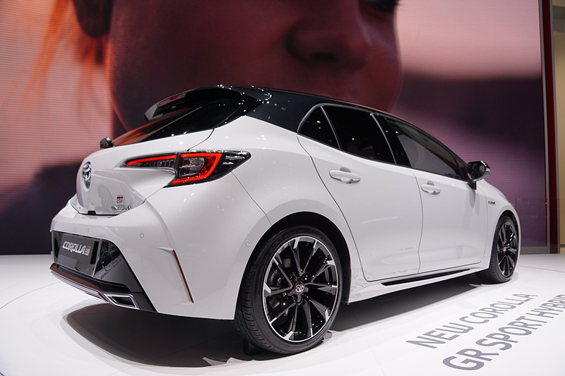 カローラ GR SPORT