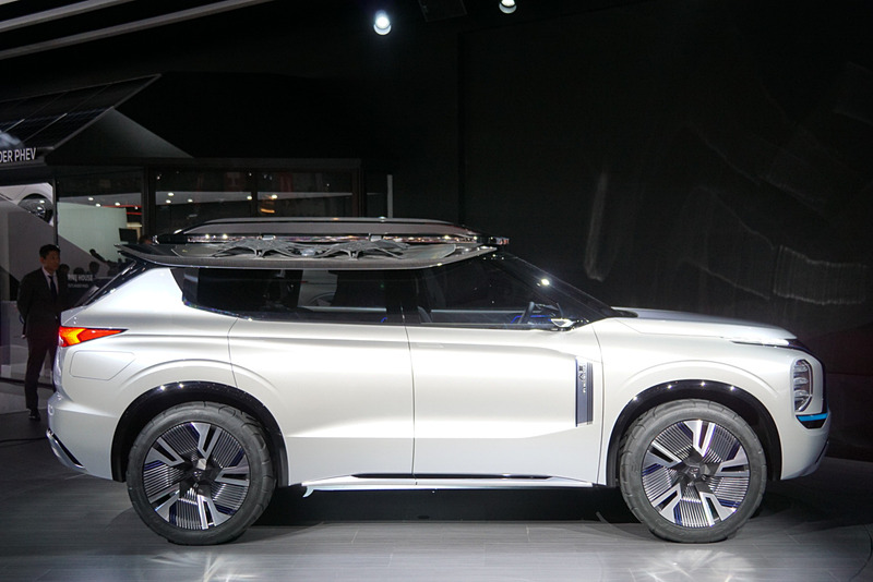 MITSUBISHI ENGELBERG TOURER