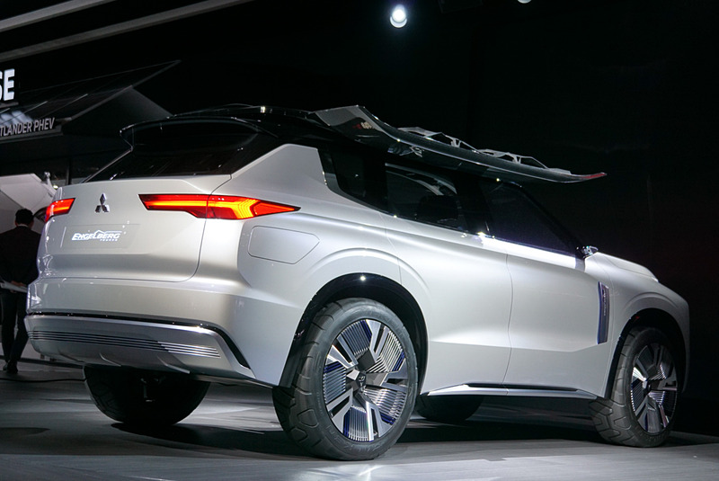 2.4リッターのPHEV専用ガソリンエンジンを搭載し、WLTPモードでのEV航続距離は70km以上