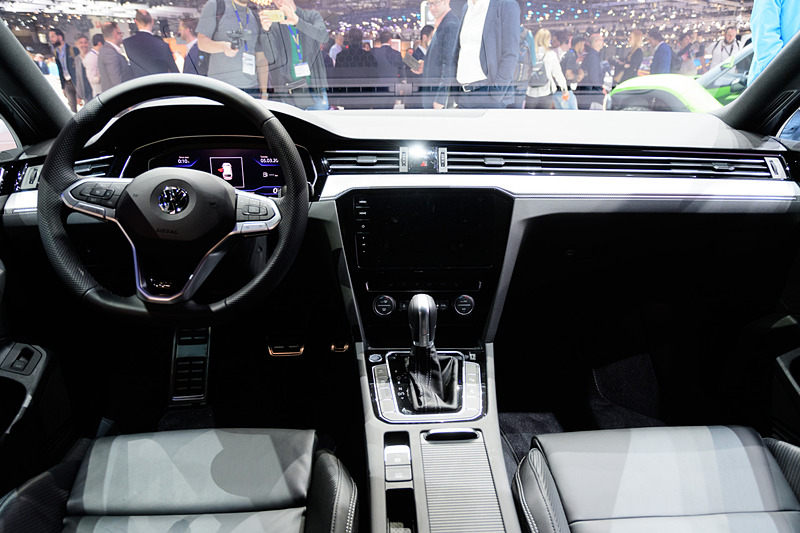 インテリアもスポーティに