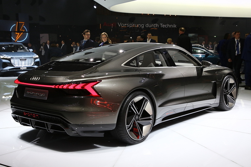 e-tron GT コンセプト