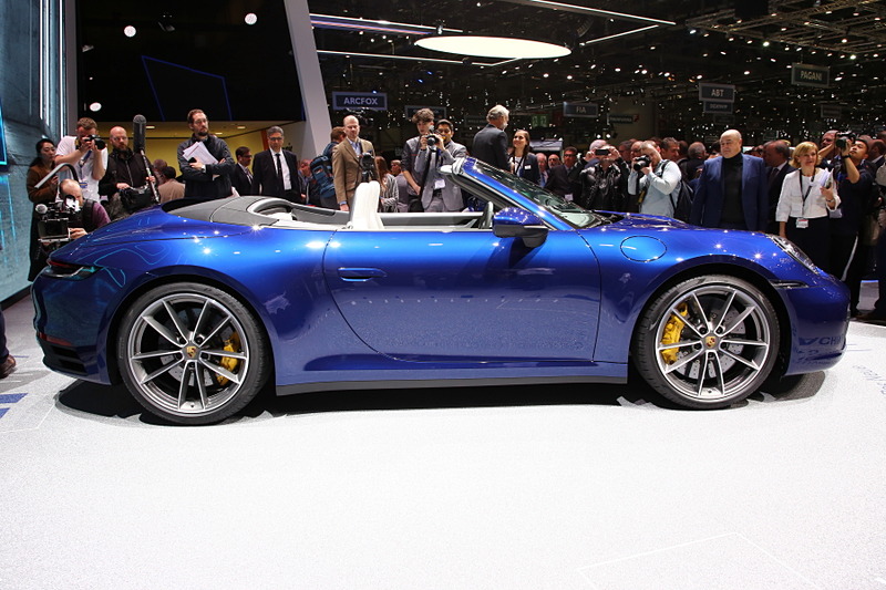 「911 カレラ 4S カブリオレ」