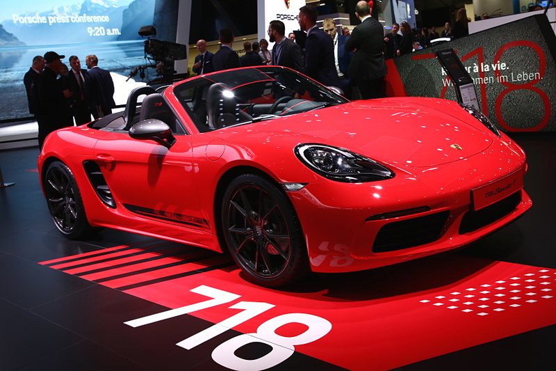 「718 ボクスター T」