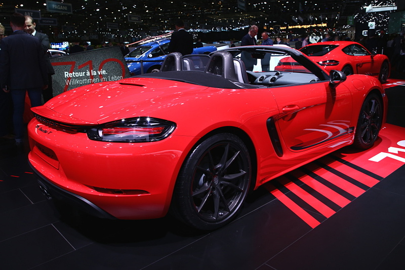 「718 ボクスター T」