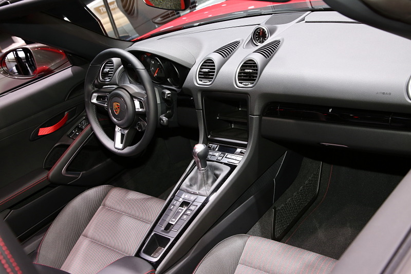 「718 ボクスター T」