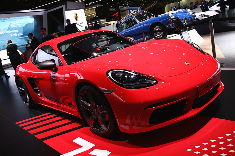 「718 ケイマン T」