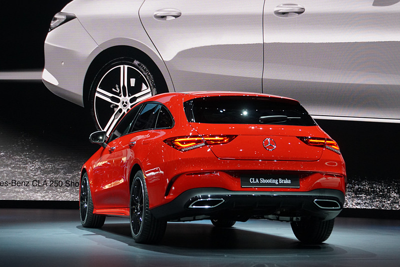 CLA シューティングブレークのプレゼンテーション