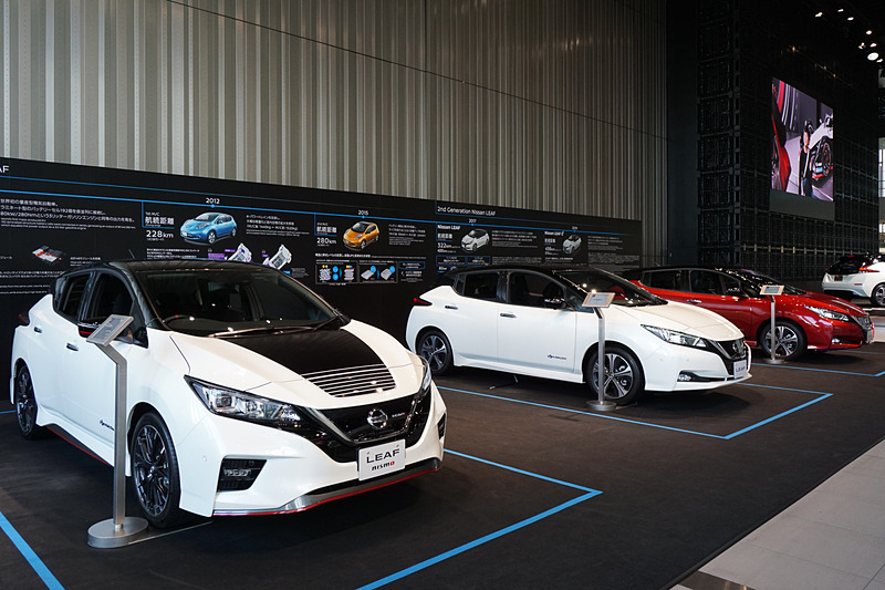 車中泊に使われたのは、主にEVのリーフ。一番手前は「リーフ NISMO」