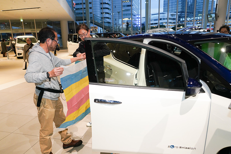 悩む部分は講師の稲垣氏がサポートする