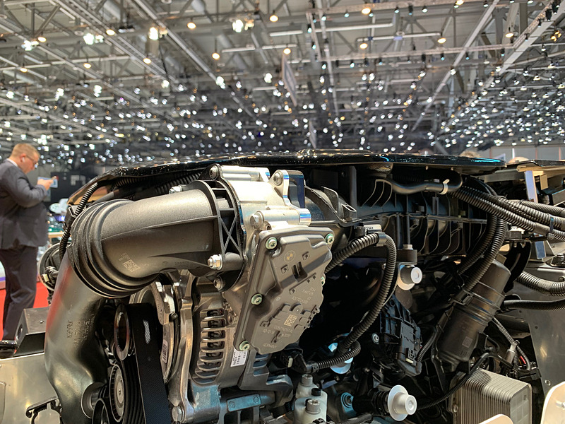 モーガン「Plus Six」