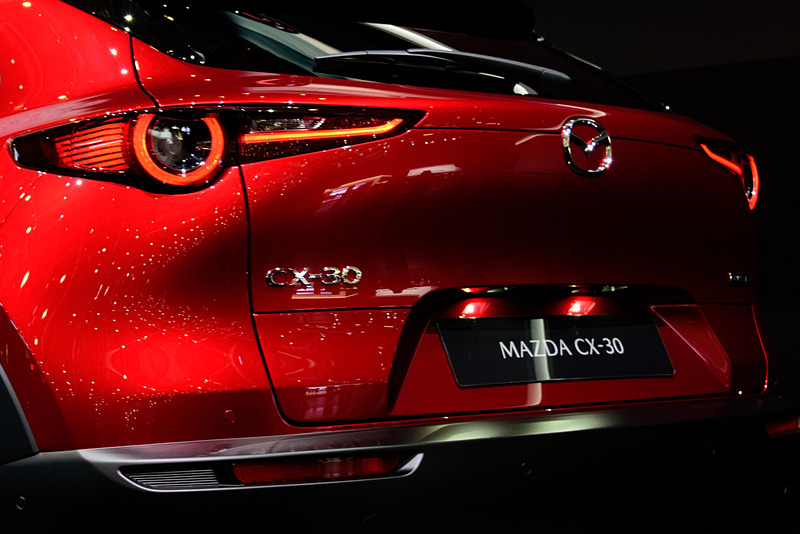 マツダの歴史の中でも極めて珍しい、2桁数字車名が使われているCX-30