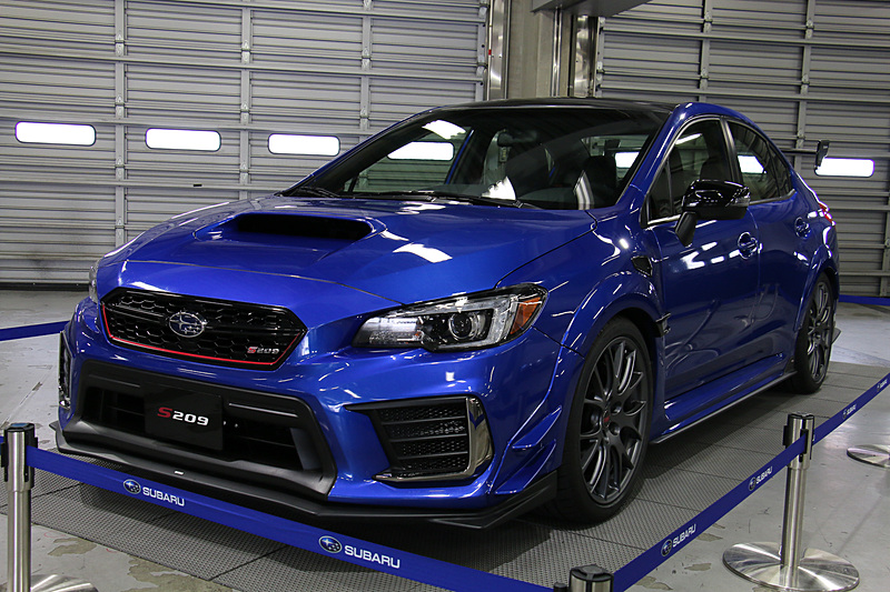 日本初公開となったコンプリートカーの「S209」