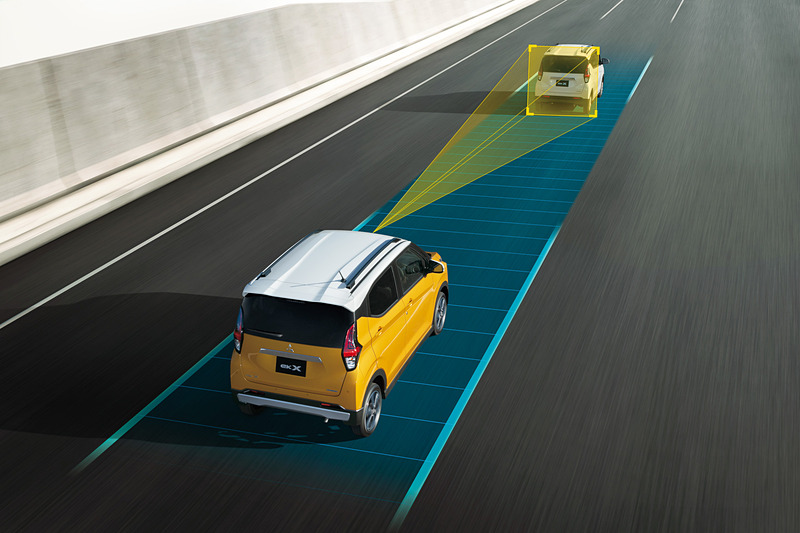 軽自動車初（他メーカーにも同日発売の同じ装備あり）となる高速道路同一車線運転支援技術「MI-PILOT（マイパイロット）」採用