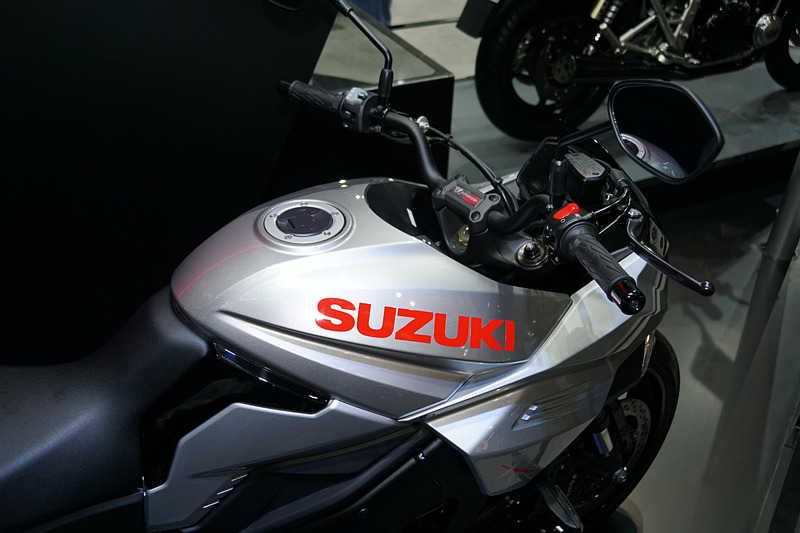 新型「KATANA」（参考出品車）