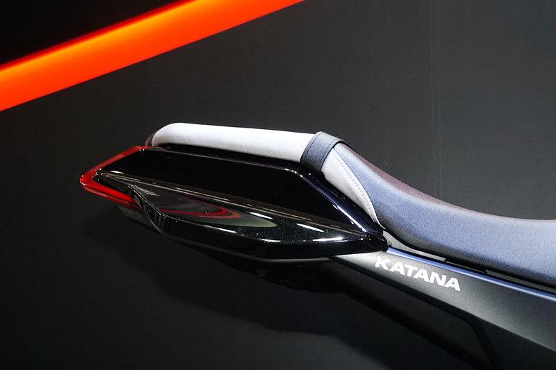 新型「KATANA」（参考出品車）