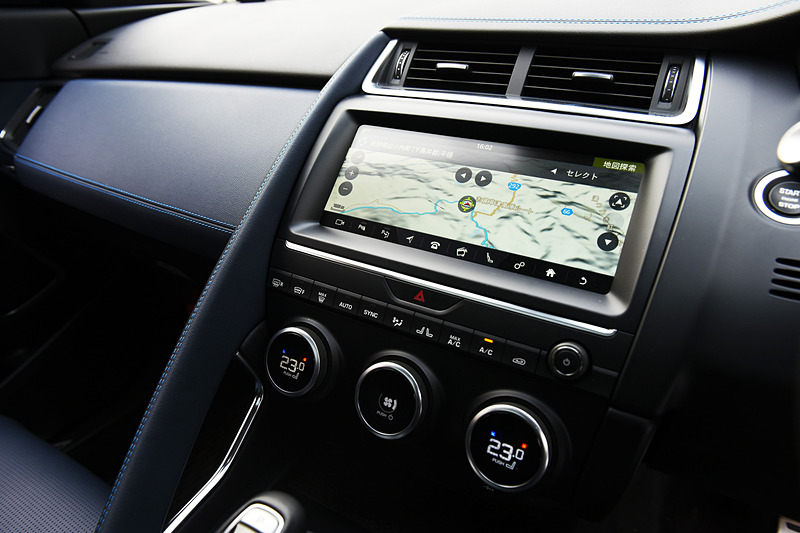 2018年12月に受注を開始した2019年モデルではAI学習機能を備え、ドライバーの好みに応じて温度設定やインフォテインメント、シート位置などを自動調整する「スマート・セッティング」、スマートフォンのアプリを車両のタッチスクリーンから操作できる「InControlアプリ」などを標準装備