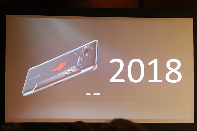 ゲストスピーチ「挑め。想像を超えたその先へ。～Computex Taipei 2019 ASUSラインナップ～」のスライド