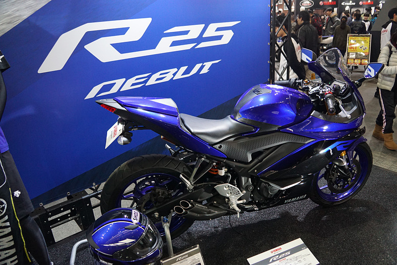 3月28日にマイナーチェンジして発売する「YZF-R25」