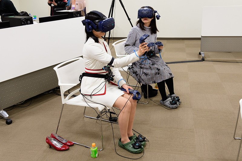 メタバース空間に入るミスフェアレディとUnityちゃん