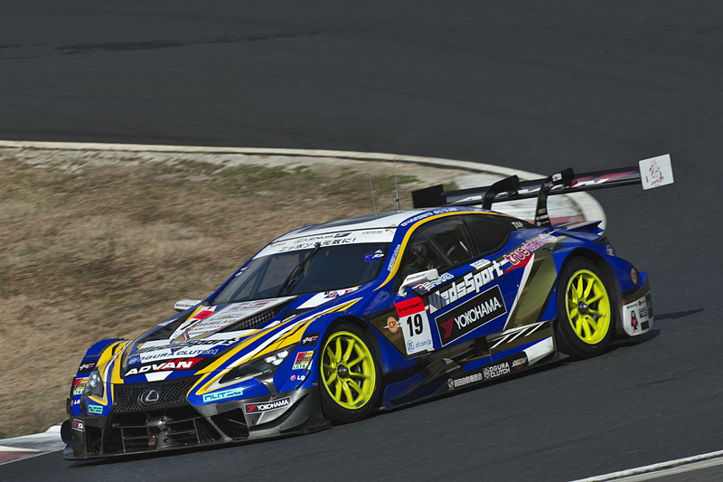 19号車 WedsSport ADVAN LC500。レクサス勢では唯一横浜タイヤを装着している