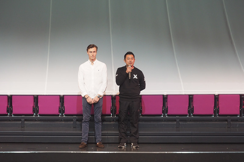 スーパー耐久シリーズ ST-Xクラスに参戦するX Worksの監督とチーム関係者