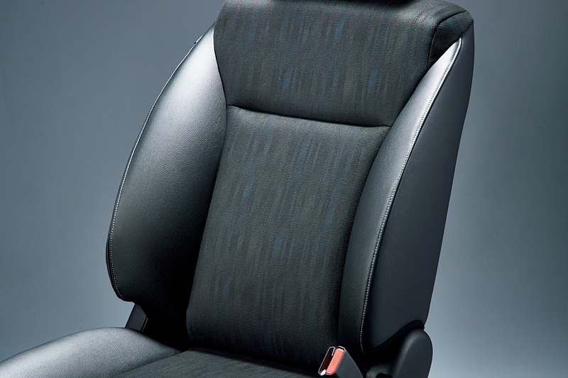 ブラック/コンビシート（プライムスムース×ファブリック）