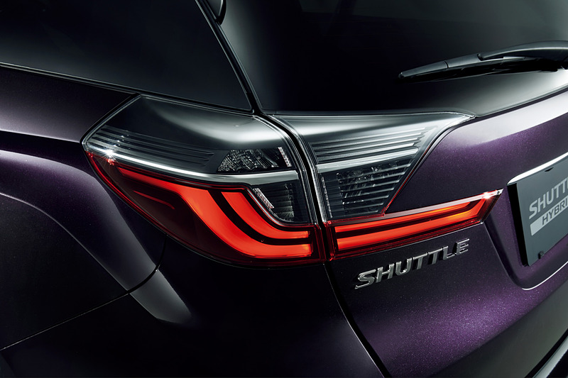 リアコンビライト