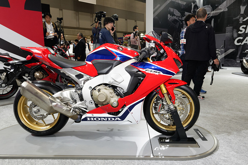 スーパースポーツ「CBR1000RR」