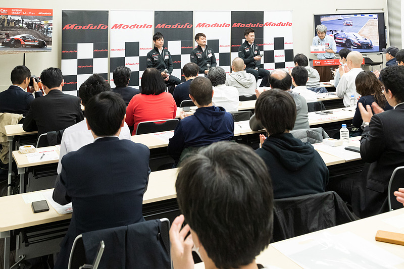 サーキットでのメディア向け会見のようなやり取りが聞けるのも神保町フリーミーティングのメリット。次回開催の時はぜひ応募して生のトークを聞いていただきたい