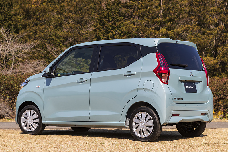 撮影車両はGグレード。ボディカラーはミントブルーメタリック