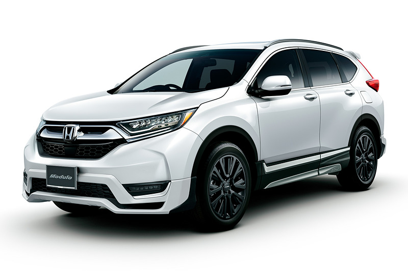 「CR-V Honda Dogバージョン」では、実際に愛犬と「Honda Dog」シリーズのアイテムの使い心地をチェックできる