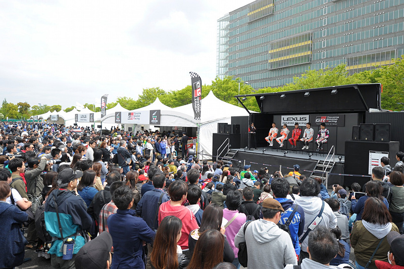 「世界が注目する日本のモータースポーツをお台場に観に行こう」をイベントテーマに掲げ、さまざまな催しが開かれる