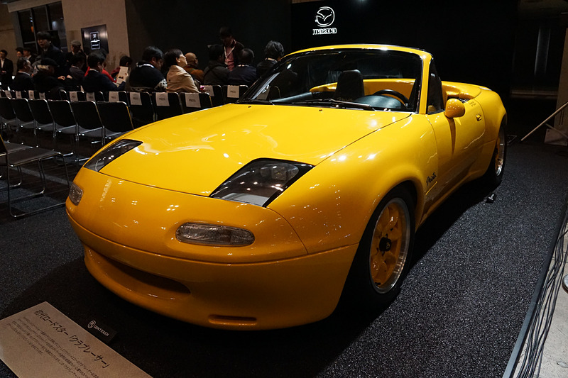 初代ロードスター「クラブレーサー」（1989年 米国シカゴオートショー参考出品車）