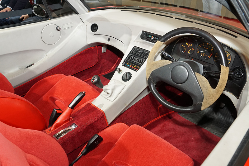 1985年に製作し、米国カリフォルニア州にて試走評価を実施した車両「ロードスター プロトタイプモデル」