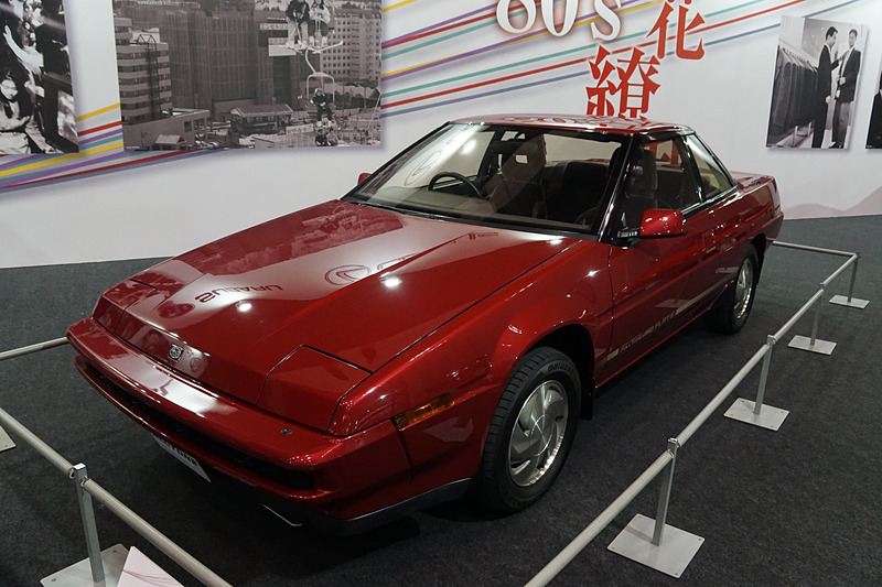 アルシオーネは、当時量産車として世界トップレベルの空力性能を備え、水平対向6気筒を搭載する高速AWDツアラーとして話題になった