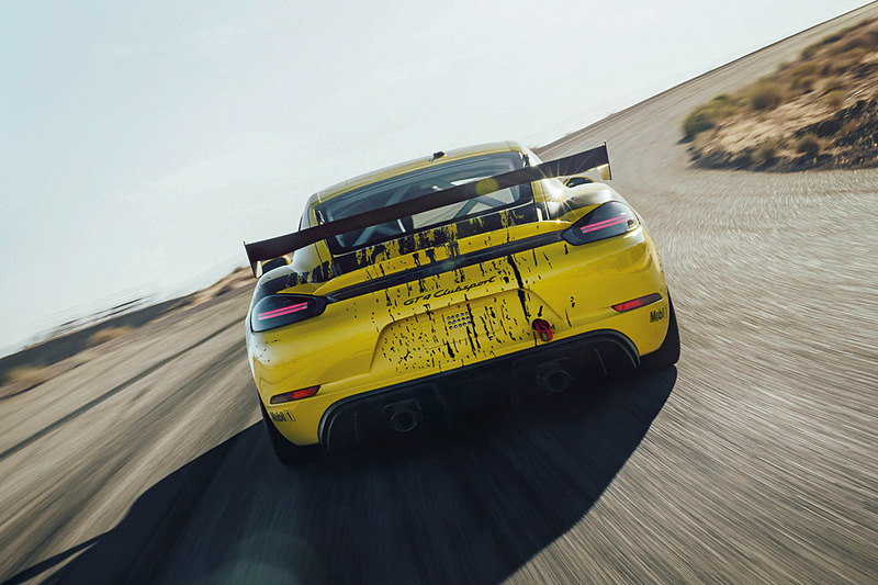 718 ケイマン GT4 クラブスポーツの走行イメージ