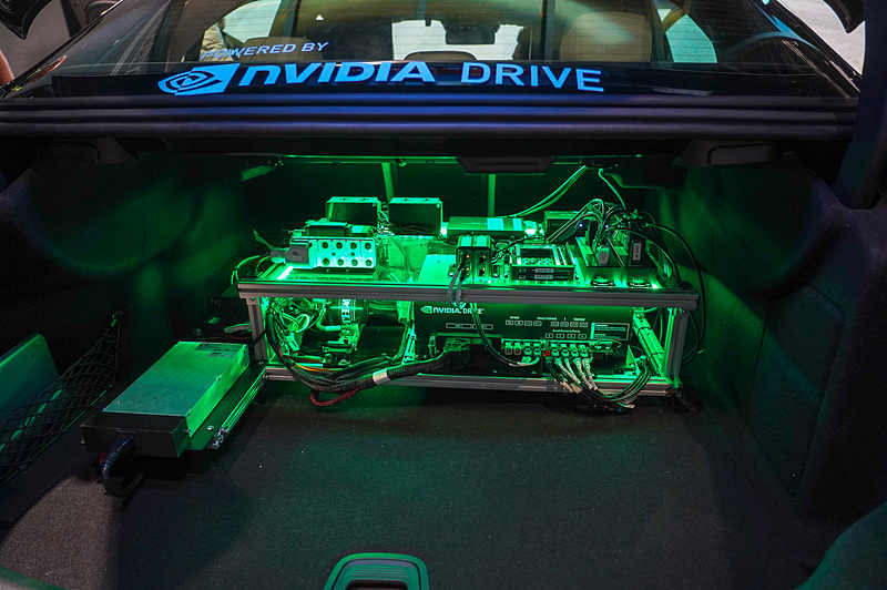 NVIDIAがGTCで展示したドライブシミュレータの例