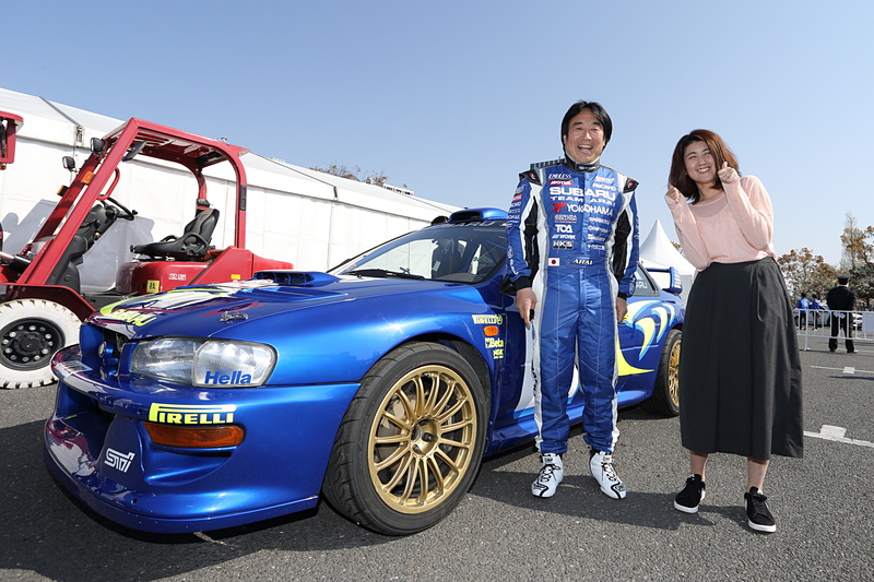 新井選手がドライブするWRCカーに体験同乗できる機会は誰だってうれしい