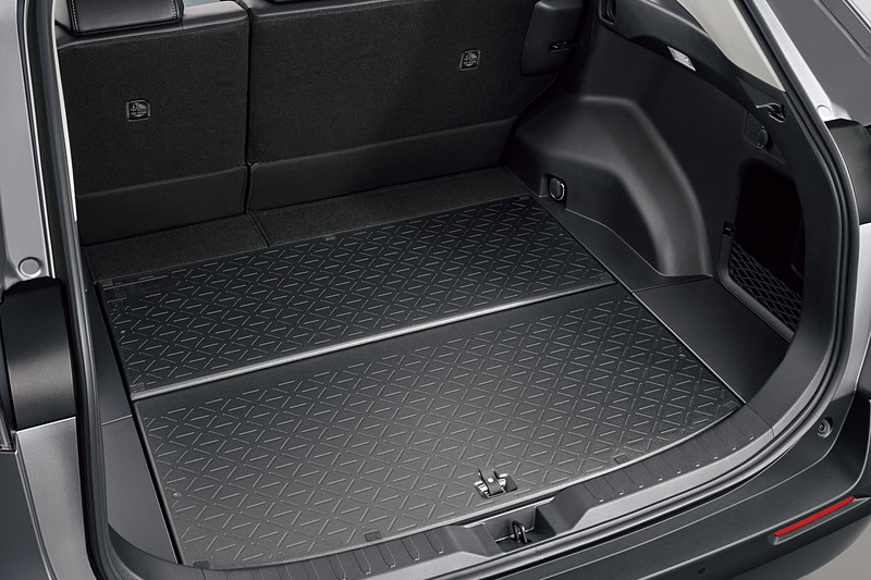 2段デッキボードは反転させると防汚性の高い樹脂製となる