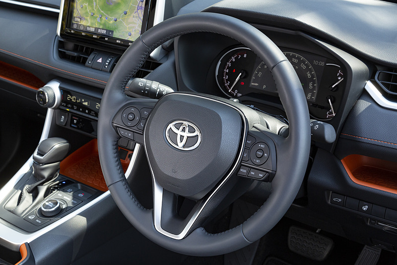 Adventureのインテリア。撮影車の内装色はブラック