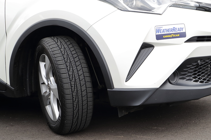 グッドイヤーのオールシーズンタイヤ アシュアランス ウェザーレディ