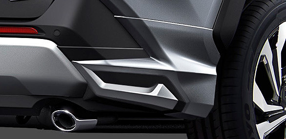 MODELLISTA エアロキットは、フロントスポイラー（左）、サイドスカート（中）、リヤスパッツ（右）のセット。塗装済みが19万3320円で素地は16万9560円。セットの他、単体でも販売する