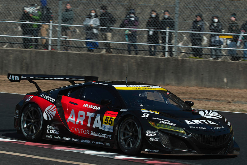ケンウッドのブランドのロゴを掲出して2019年のSUPER GT GT300クラスに参戦する「ARTA NSX GT3」（写真は3月に行なわれたSUPER GT岡山公式テストで撮影されたマシン）