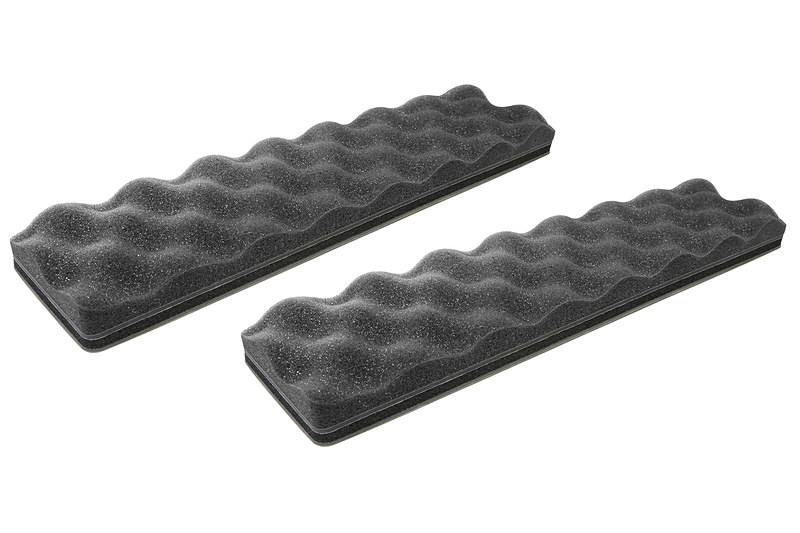 4層構造マルチファンクションマットは、ドアポケットに張るだけで音質を向上できる