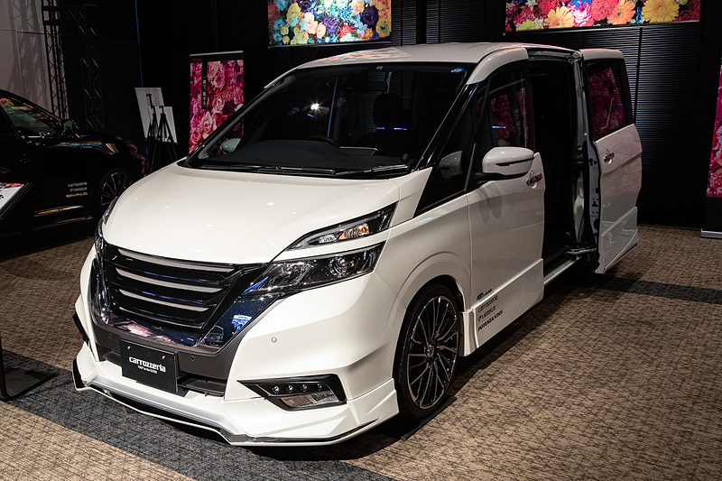 会場内には実際の音楽再生を体験できるデモカーを用意