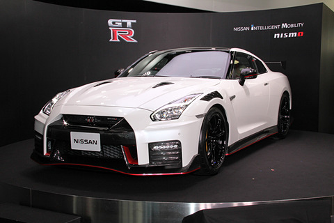 日産、「GT-R」「フェアレディZ」の50周年記念モデル発表会。「GT-R
