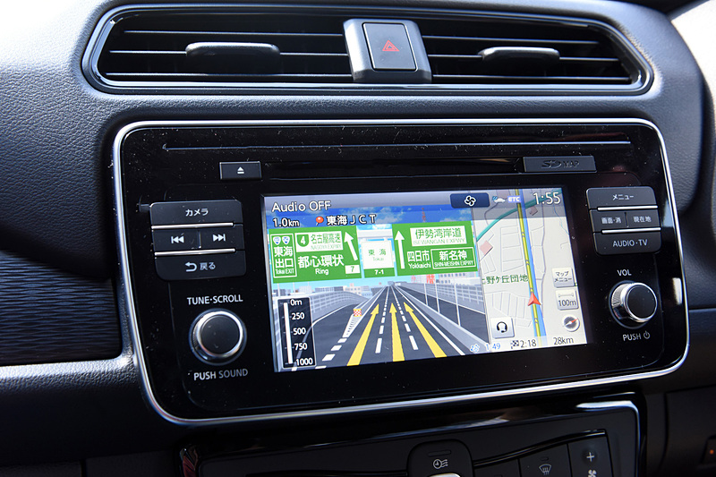 東海JCT付近から目的地まで28km、航続可能距離は82km（バッテリー残量13％）