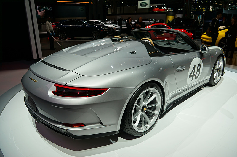 「911スピードスター」