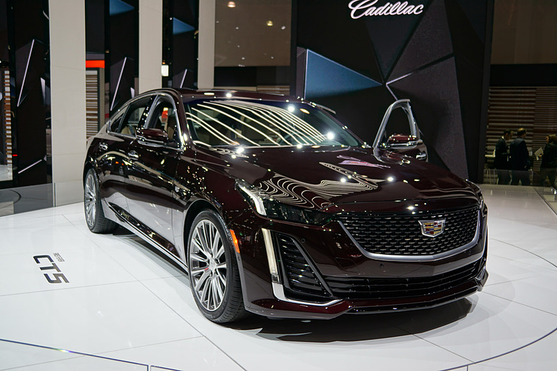 キャデラックの新型FRセダン「CT5」2020年モデル
