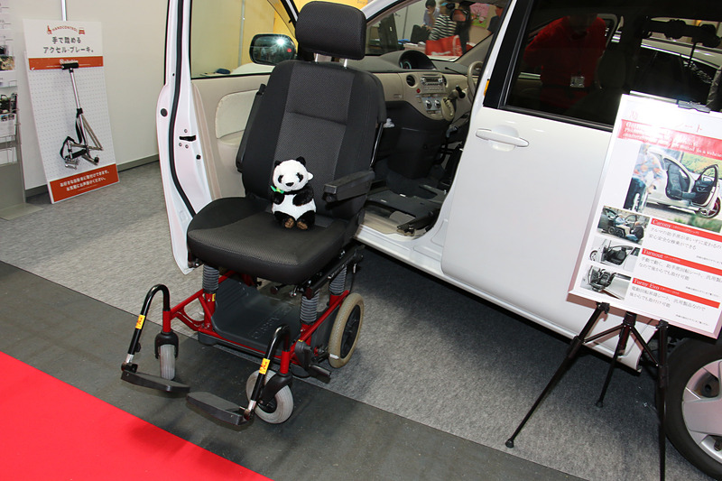 スウェーデンのオートアダプト製助手席回転シート「カロニークラシック」